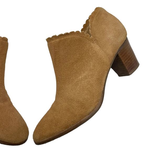 Jack Rogers Marianne Suede Scallop Trim Heeled Ankle Bootie Tan - Picture 4 of 14
